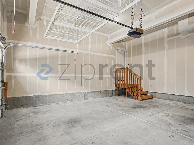 6138 SE Thornapple St — Photo 29