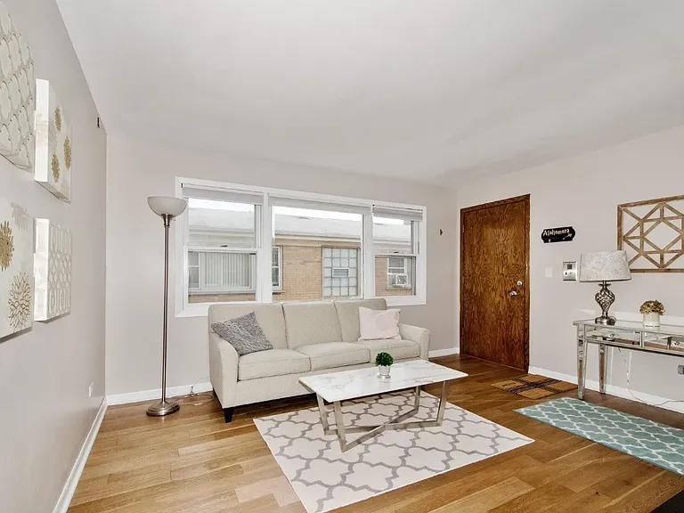 4826 N Linder Ave #3A — Photo 1