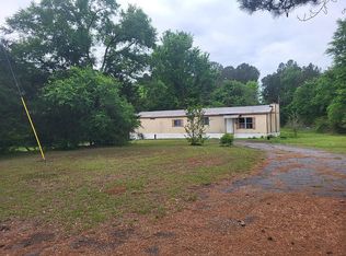 365 Wildflower Hill Rd, Kilgore, TX 75662