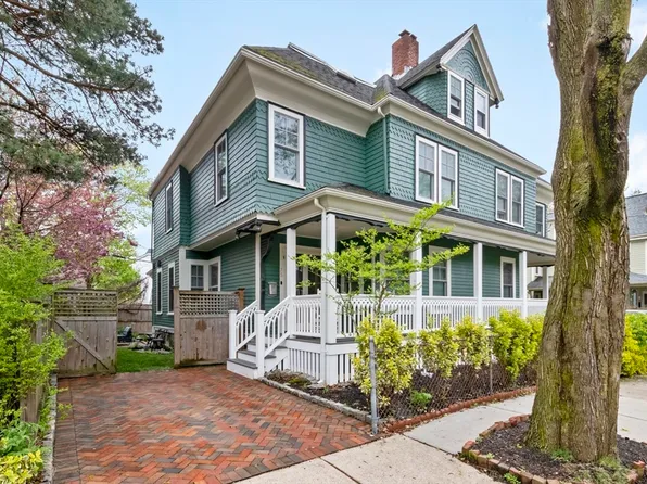 75 Tuttle St #75, Dorchester, MA 02125
