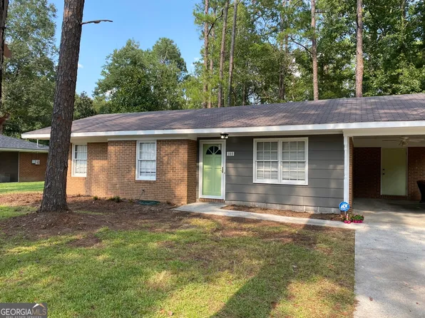 111 Harwood St, Statesboro, GA 30458