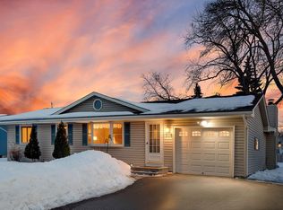 808 Ballantyne Ln NE, Spring Lake Park, MN 55432