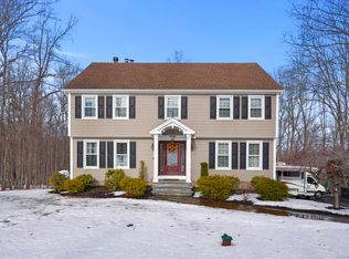 158 Chimney Hill Rd, Wallingford, CT 06492