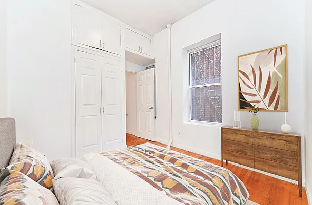 Rented by Living New York | media 7