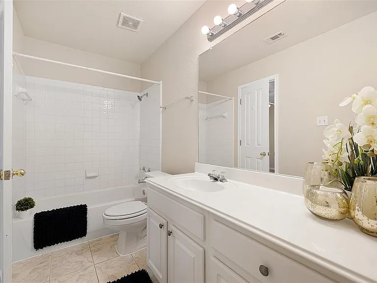 9000 Deurne Dr — Photo 17