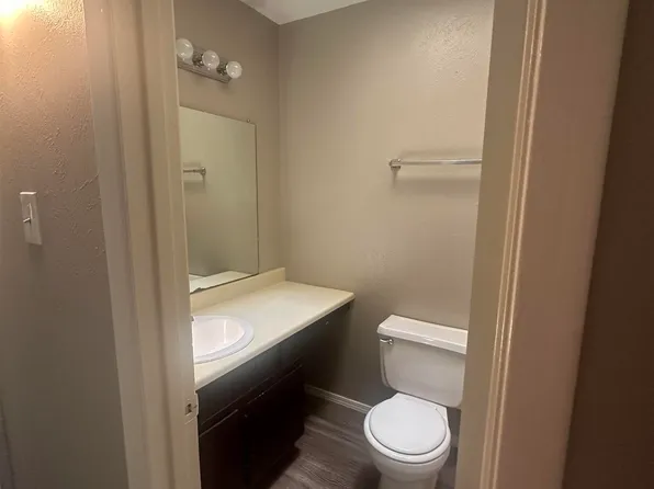 3735 Kriss Dr APT 16, Longview, TX 75604