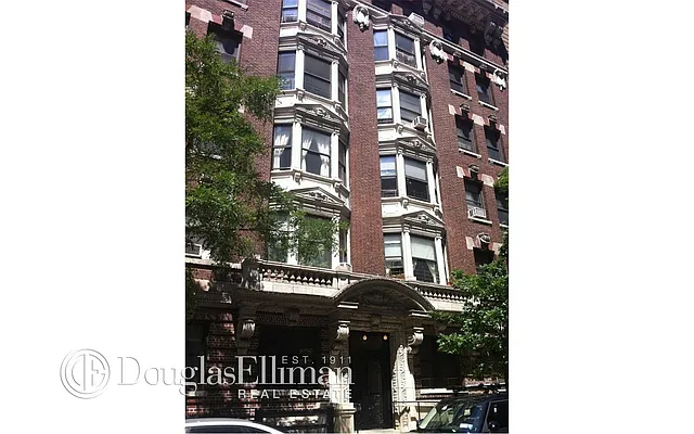 Sold by Douglas Elliman | media 14