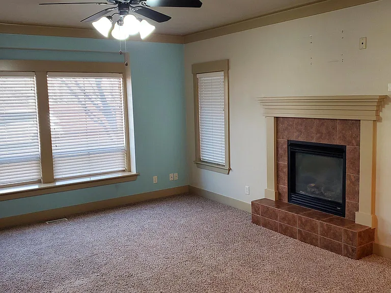3091 S Hudspeth Ave — Photo 10