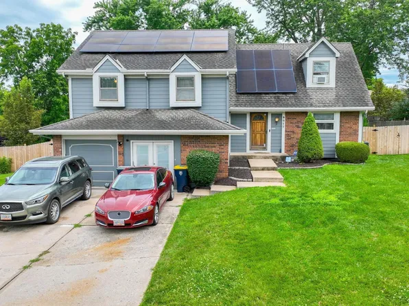 9017 Crescent Ct, Kansas City, MO 64138