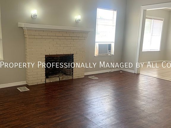 2nd image of 601 2nd St SE