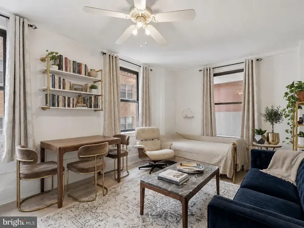 1324 Locust St APT 426, Philadelphia, PA 19107