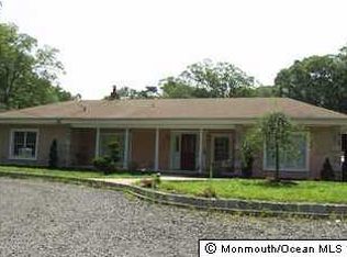 1889 Lanes Mill Rd, Lakewood, NJ 08701