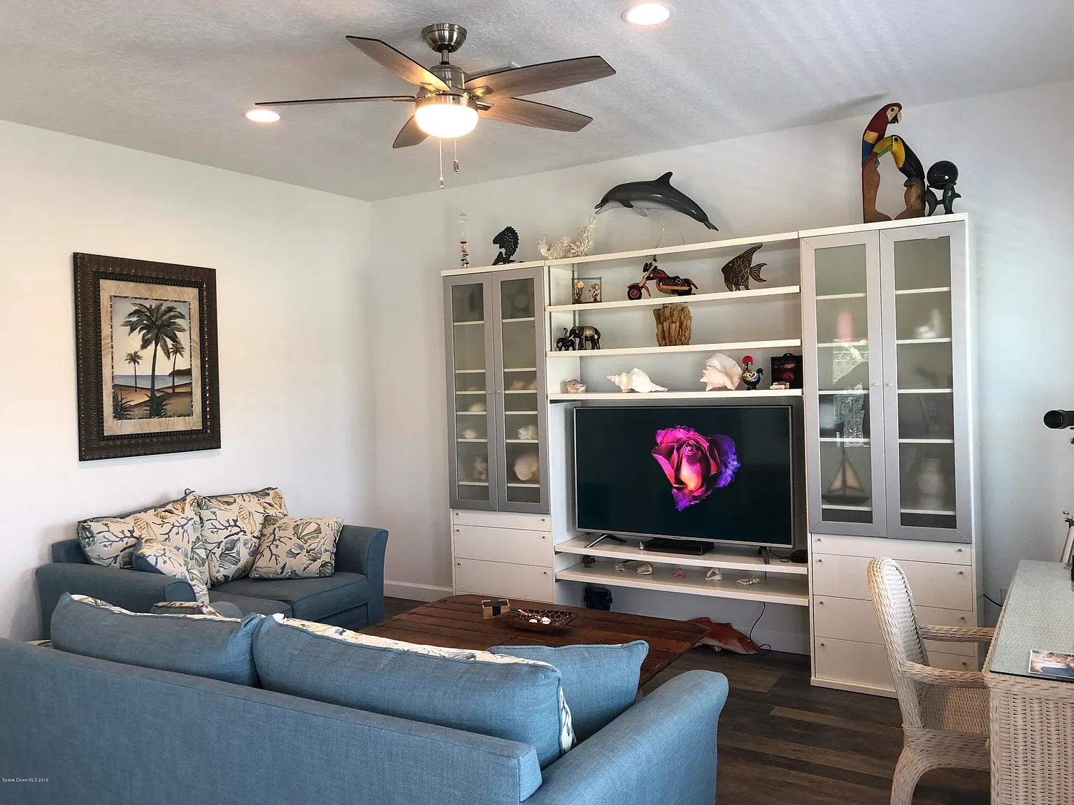 3 bed, 2.0 bath, 1160 sqft, $3,200 — Photo 4
