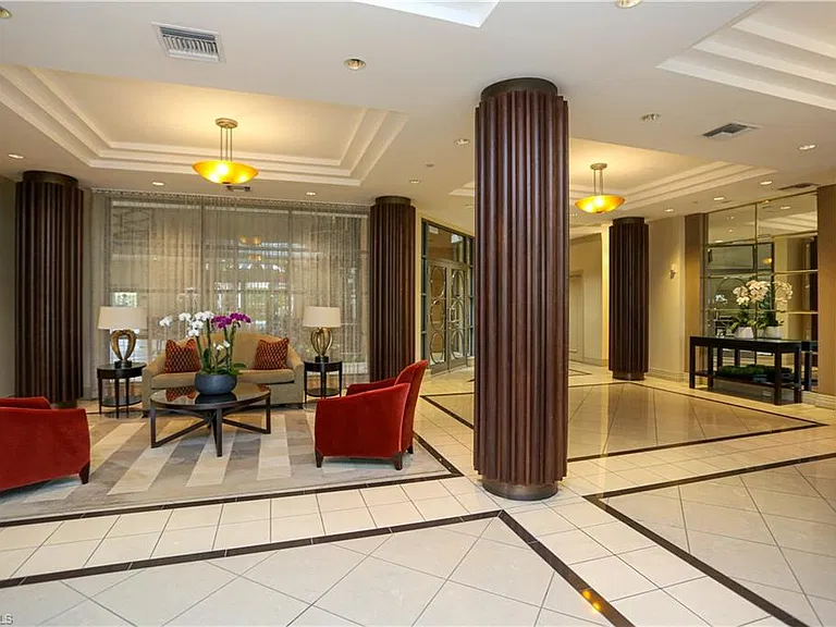 4041 Gulf Shore Blvd N #305 — Photo 34