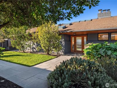 3350 58th Avenue SW, Seattle, WA, 98116