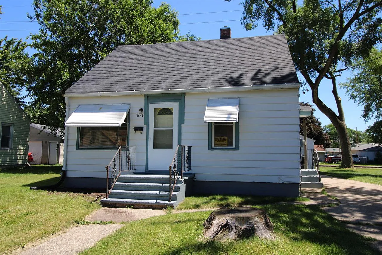 1649 Sherman Avenue photo 1