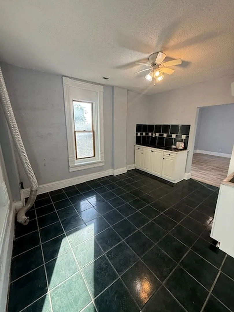1332 Buchanan Ave. St. Joseph, MO 64501 — Photo 2