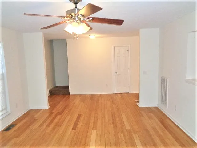 302 Holland Ridge Dr — Photo 6