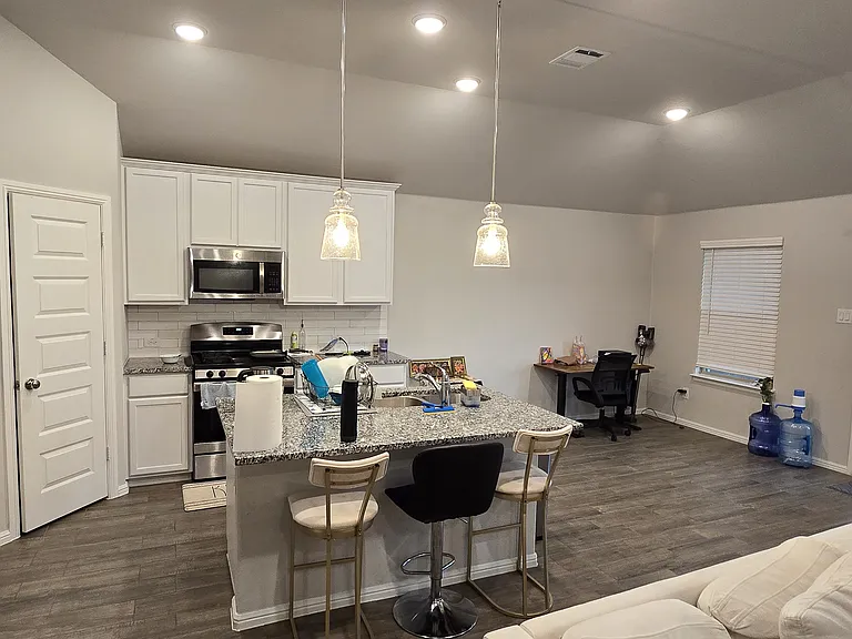14220 Aberavon Dr — Photo 4