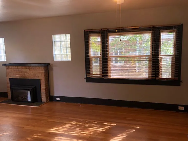 2717 N Fillmore St — Photo 10