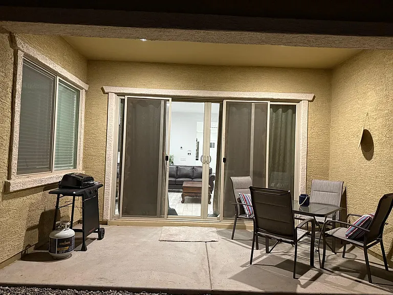 9329 W Sells Dr — Photo 12