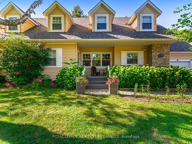 43 Ravina Cres — Photo 1