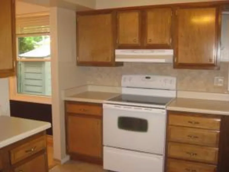 6410 Offshore Dr — Photo 2