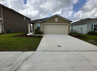 2769 Oak Stream Dr, Green Cove Springs, FL 32043