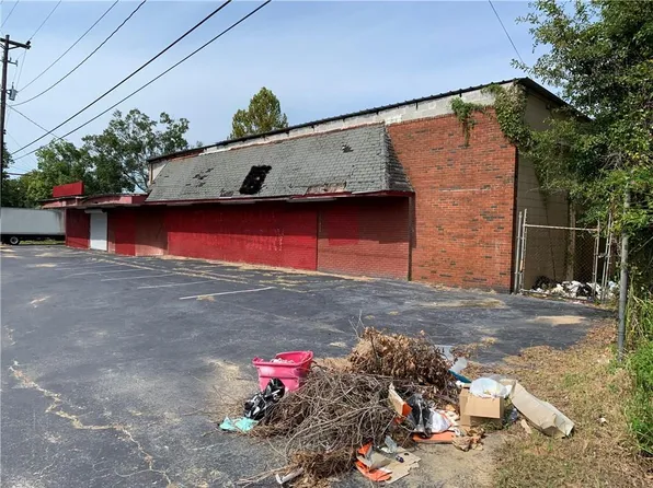 2016 Halls Mill Rd, Mobile, AL 36606