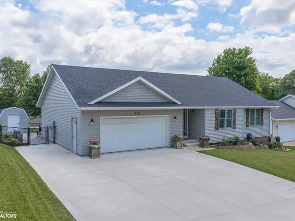 515 Westridge Dr, Carroll, IA 51401