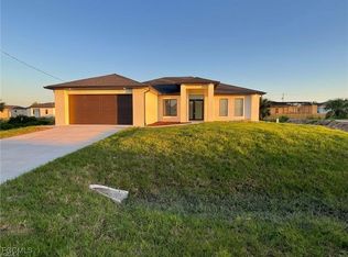 3213 33rd St SW, Lehigh Acres, FL 33976