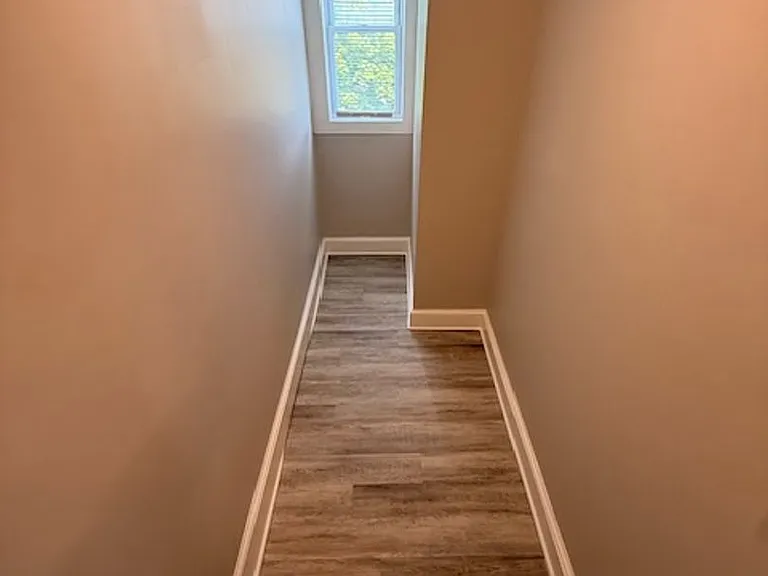 1370 Worcester St — Photo 6