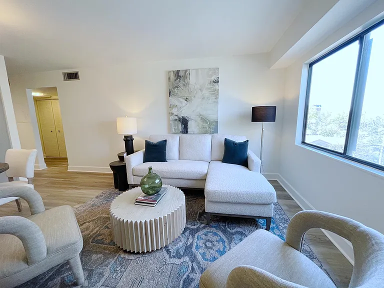 2625 Highland Ave S #503 — Photo 10