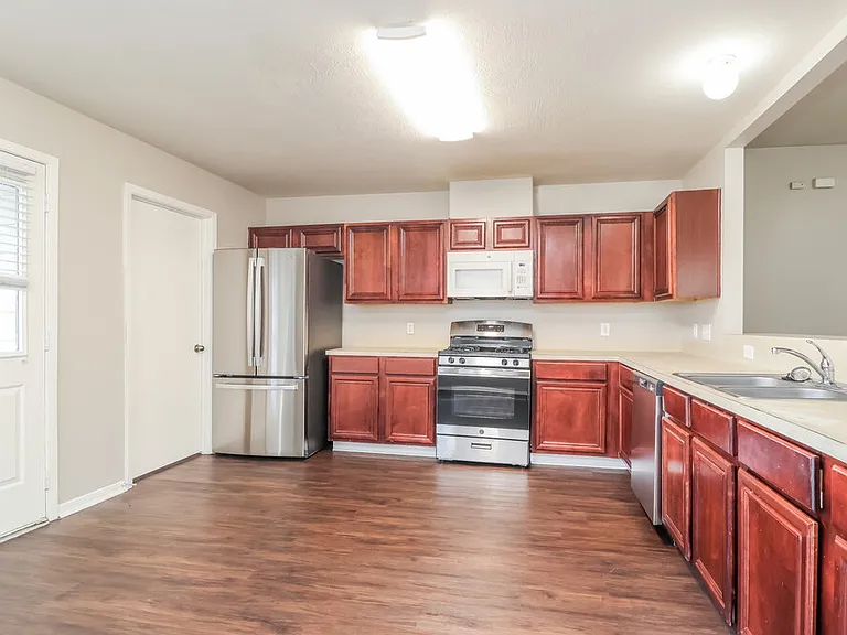 16207 Imperial Forest Ln — Photo 6