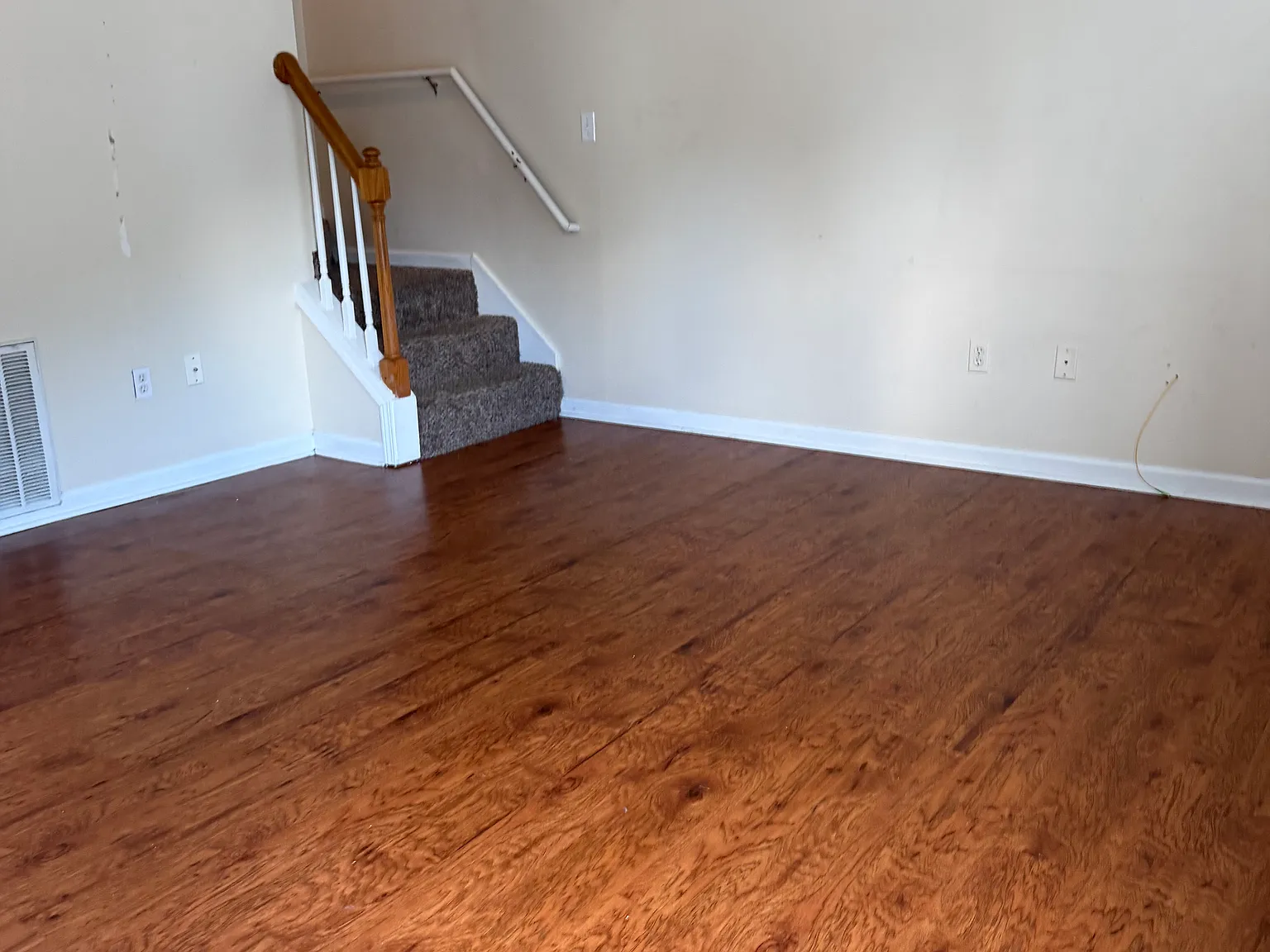 Studio, 1.5 bath, 1160 sqft, $1,380 — Photo 3
