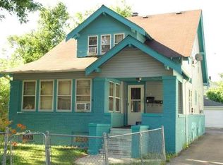 717 Helmholz Ave, Waukegan, IL 60085