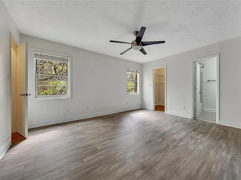 635 Anderson Walk — Photo 19