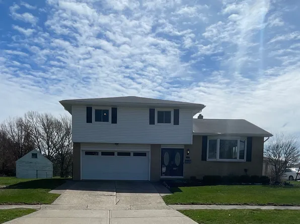 7177 Abbot Dr, Parma, OH 44134