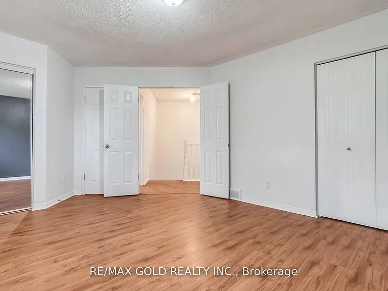 222 Fleming Dr — Photo 12