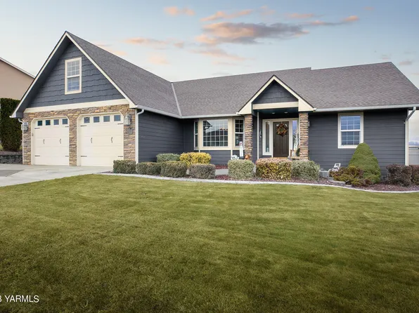1209 Mayer Ct, Selah, WA 98942
