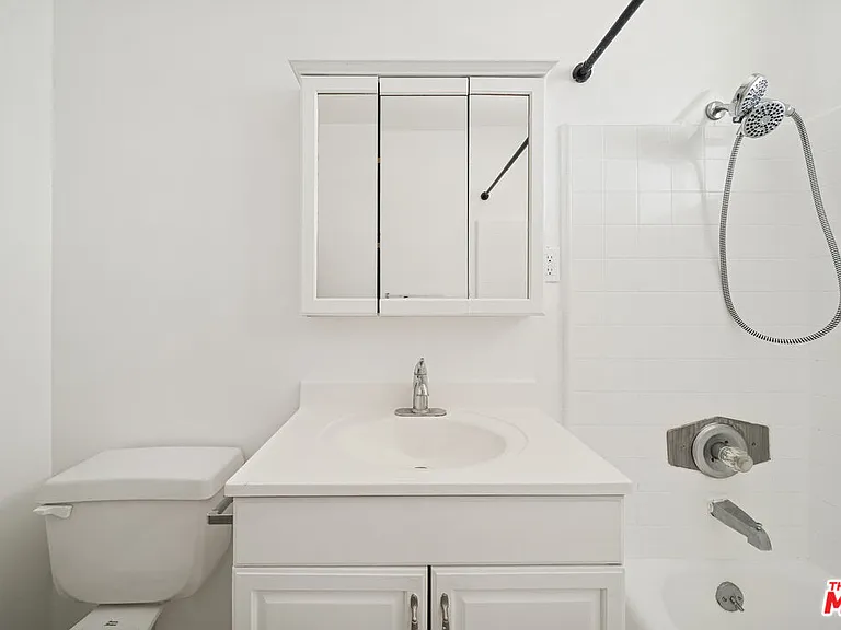 2038 S Holt Ave #16 — Photo 16