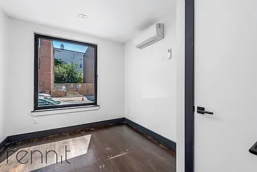 Rented by Rennit Inc.