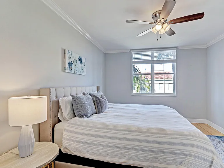 630 Sapodilla Ave #321 — Photo 20