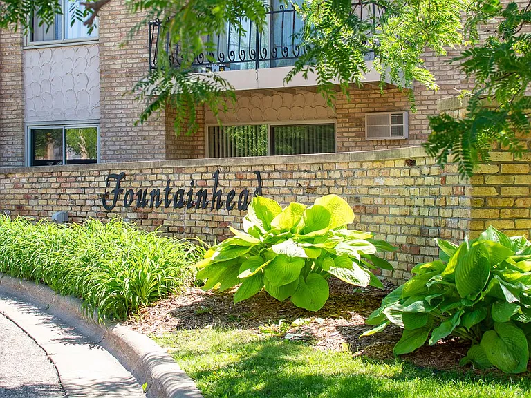 Fountainhead — Photo 15