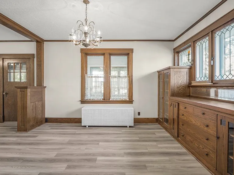 502 Park St S — Photo 4