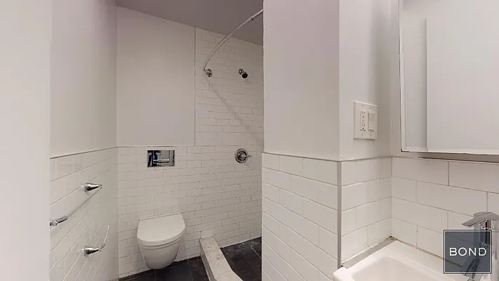 Rented by Bond New York | media 9