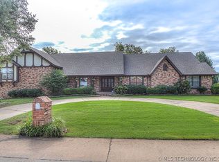 8931 Haskell Dr, Broken Arrow, OK 74014