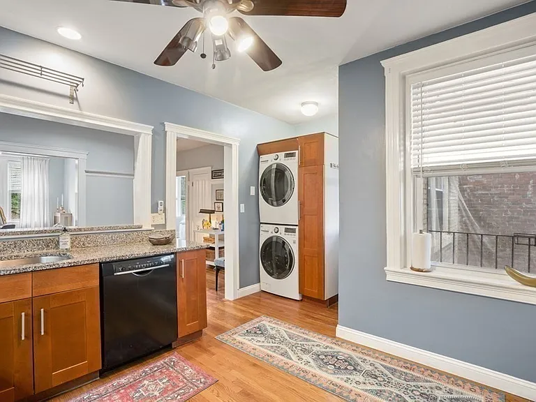 80 Florida St #4 — Photo 2