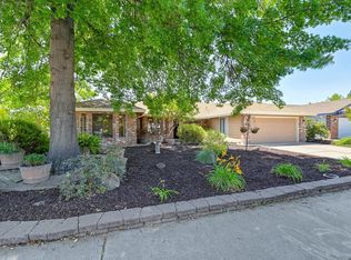 2334 Glacier Dr, Rocklin, CA