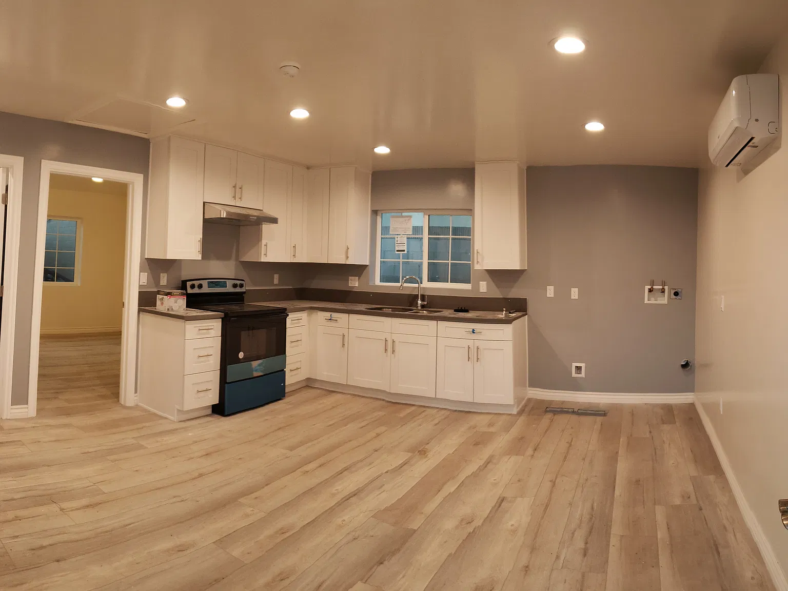 314 S California St — Photo 3
